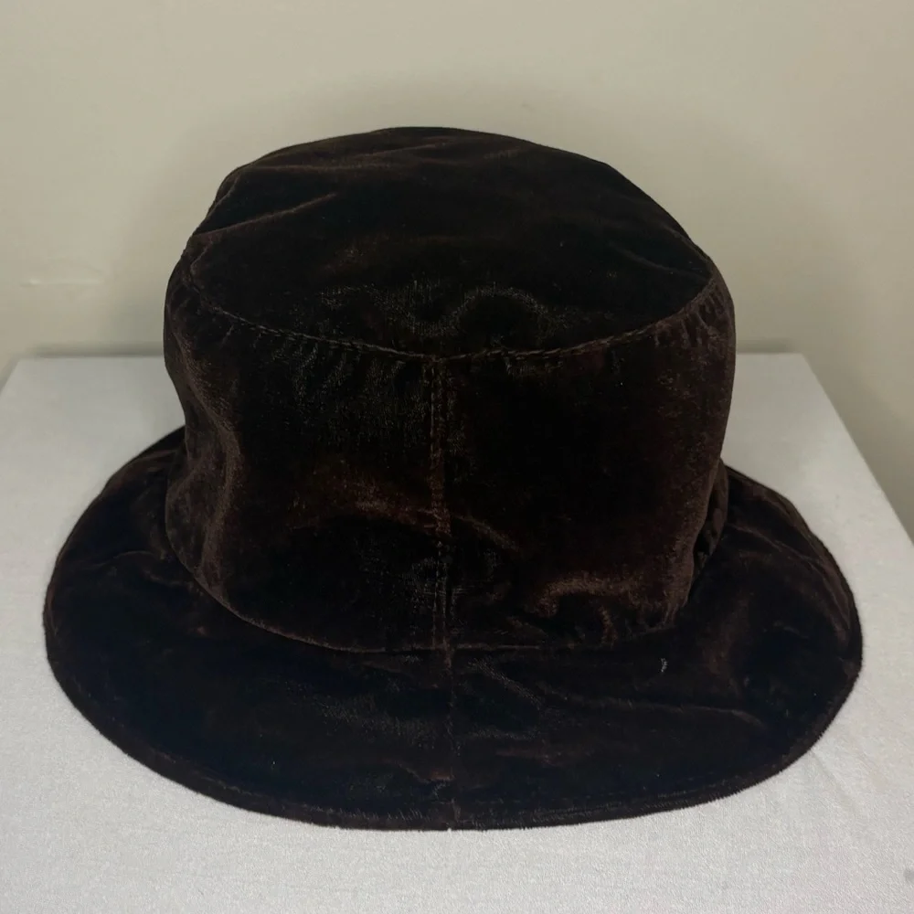 GAP Vintage Dark Brown/Burgundy Velvet Bucket Hat - Picture 1 of 4